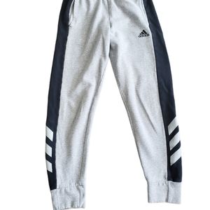 Boys Adidas Sweatpants in Gray